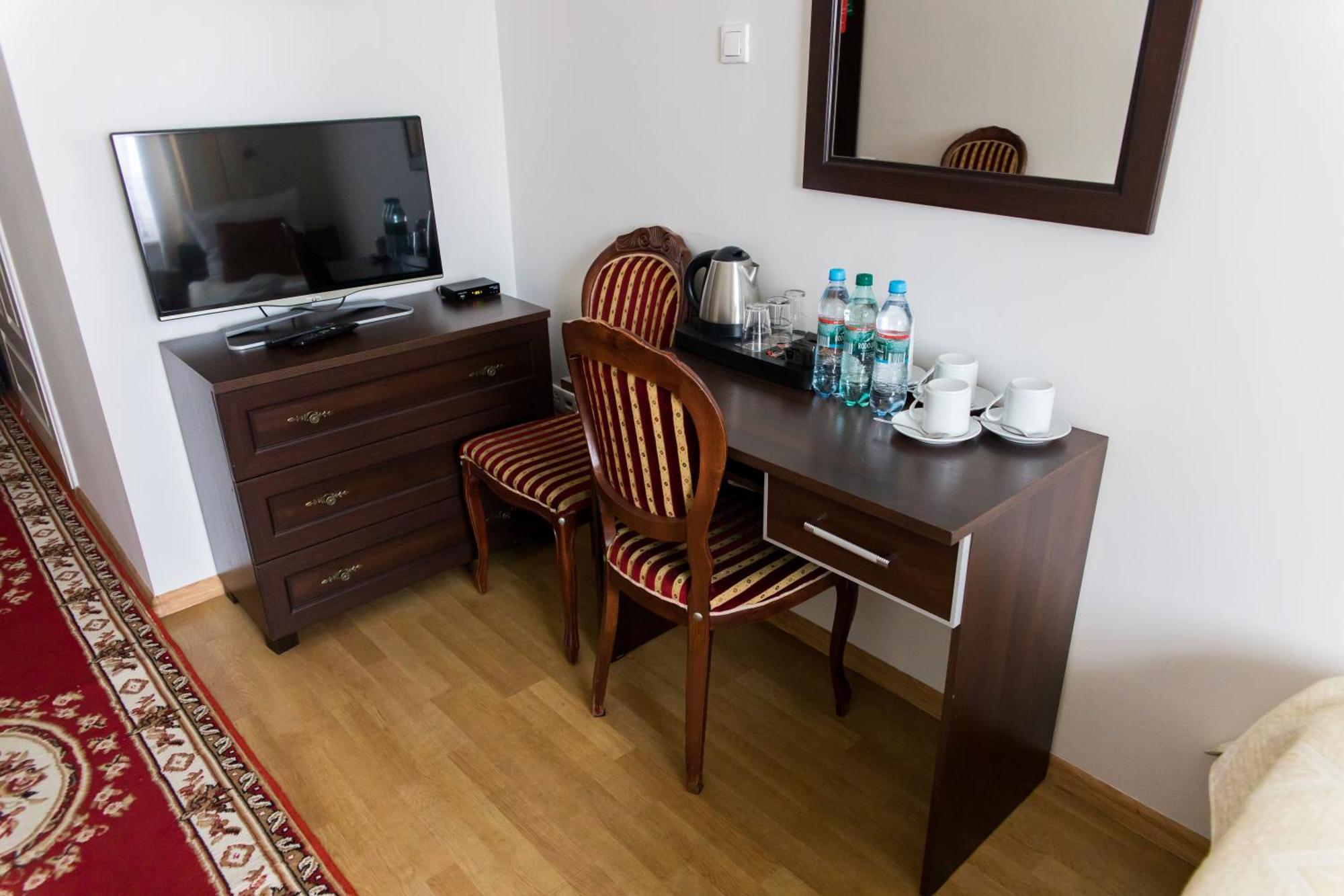 Hotel Napoleon Wroblew  Luaran gambar