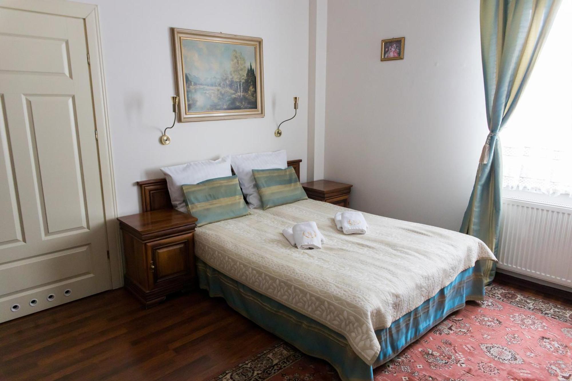 Hotel Napoleon Wroblew  Luaran gambar