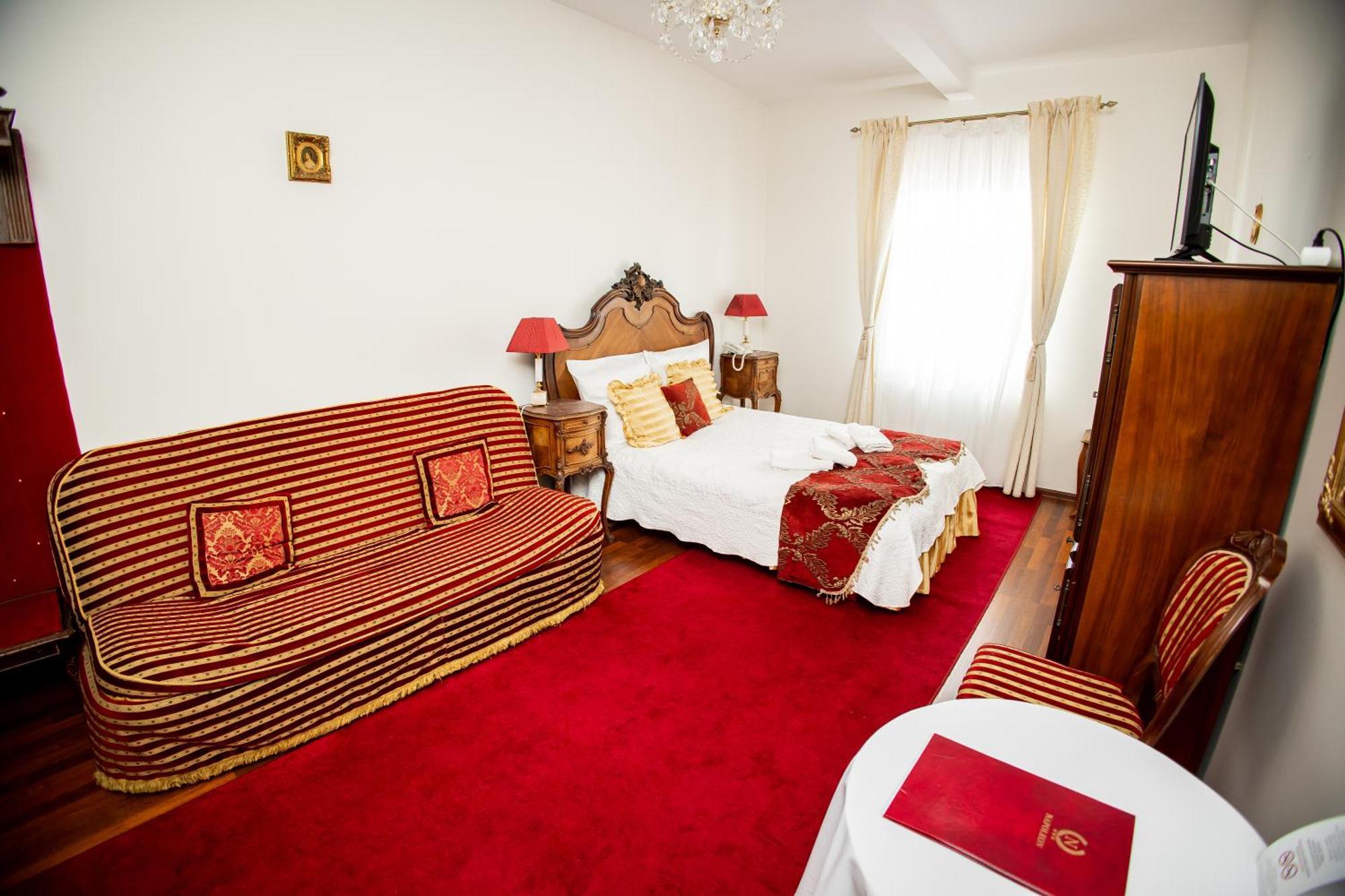 Hotel Napoleon Wroblew  Luaran gambar