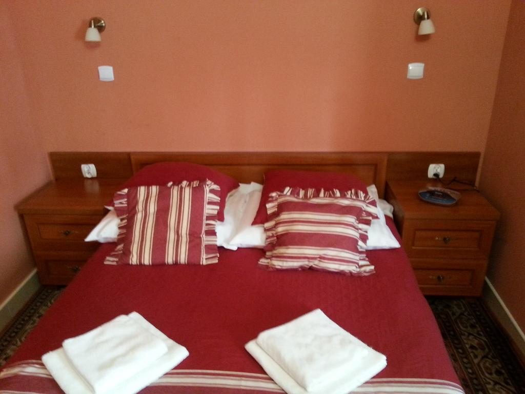 Hotel Napoleon Wroblew  Luaran gambar